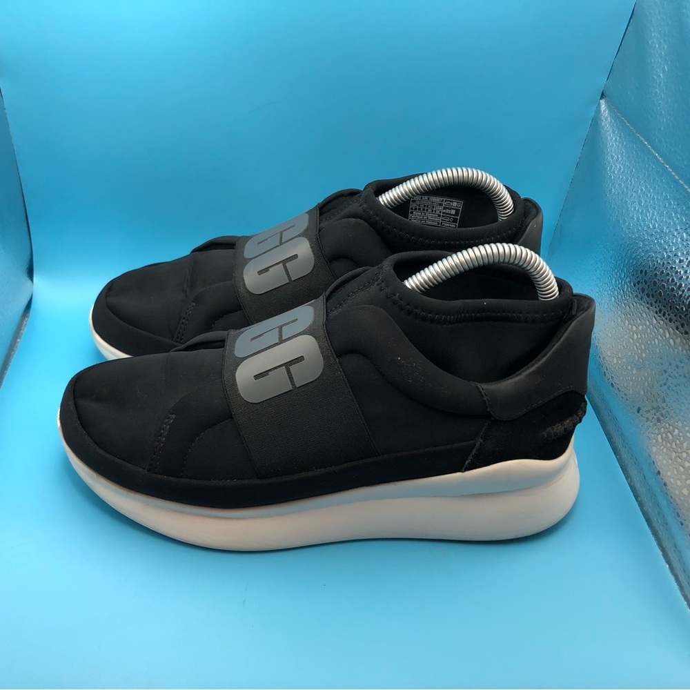 Ugg Pull On Neutra sneakers black size 7